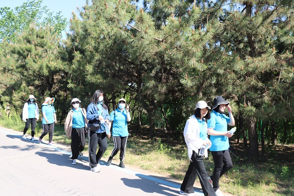 Mountaineering moments of Holy Shield's buddies(3)